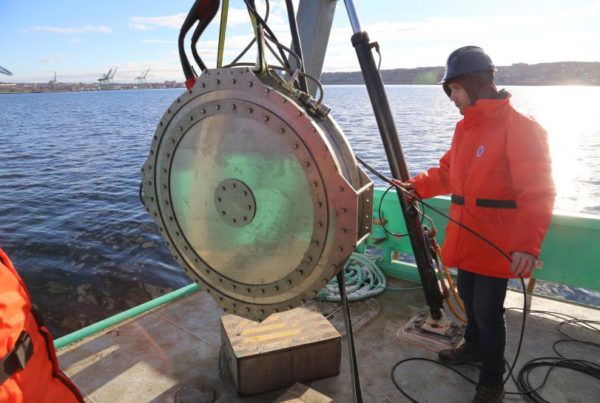 M72-1000 C-Bass being deployed for calibration in the Bedford Basin, Halifax, NS.